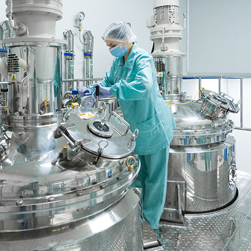 Sustainable Practices in the Pharmaceutical Industry for Emission Reduction